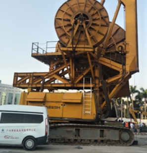 寶峨BC40(利勃海爾885底盤)，整車液壓維修